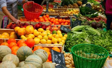 🛍️ Le marché de Saint Renan : Un festin de couleurs et saveurs 🛍️